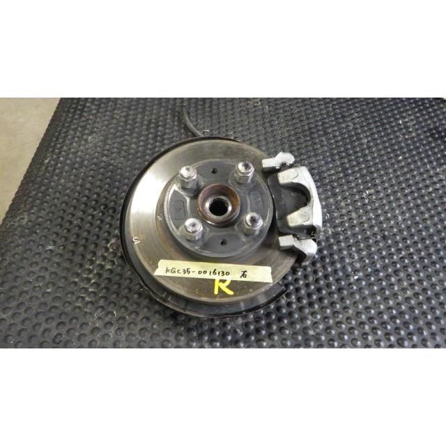 パッソ DBA-KGC35 右フロントナックルハブ