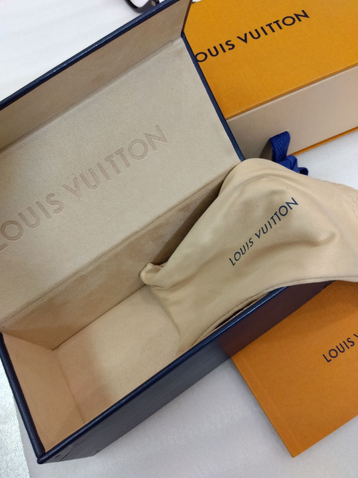 ルイヴィトン　サングラス　箱付き　美品 楽天市場】【中古】LOUIS VUITTON ルイ・ヴィトン Z1643E
