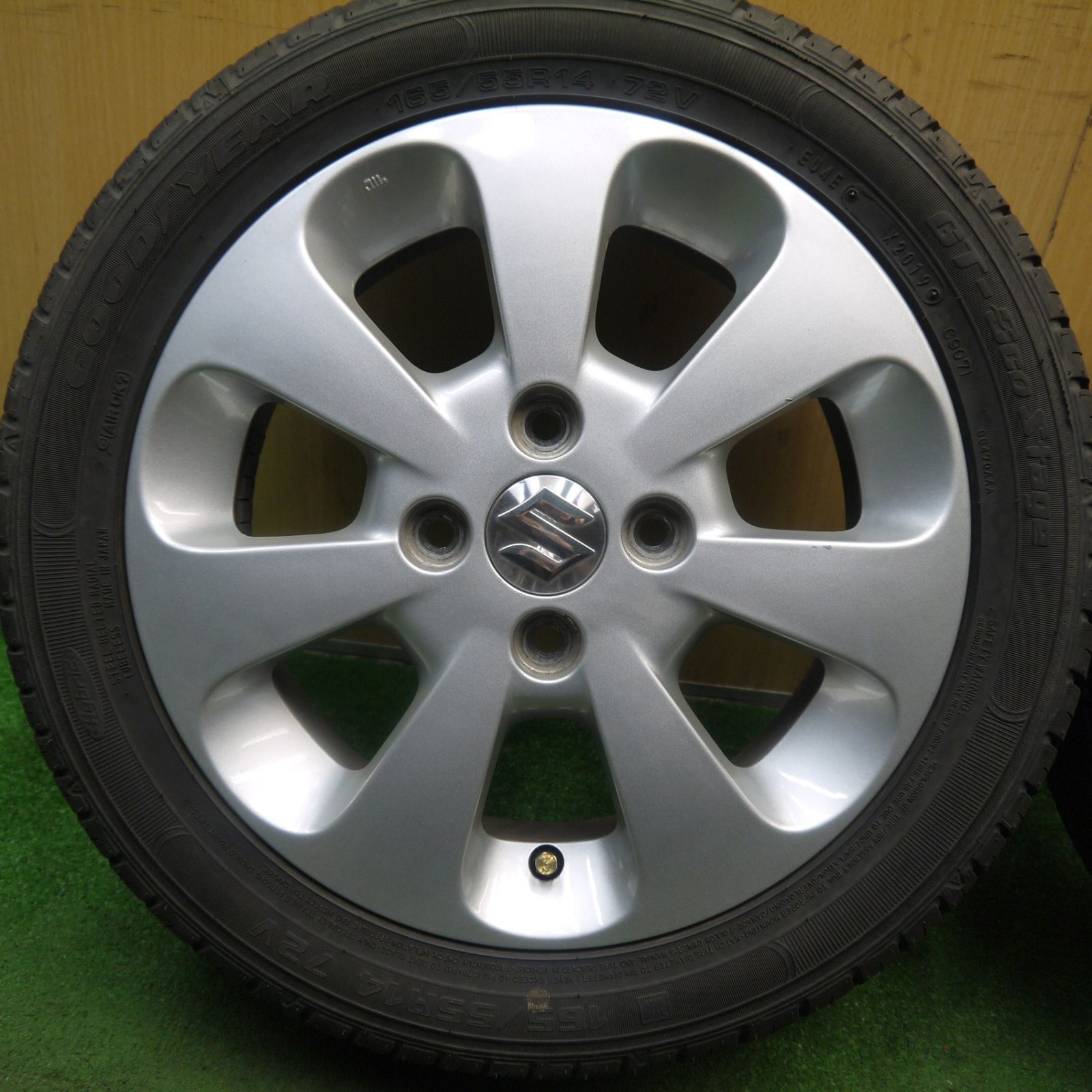 バリ溝 8.5分 スズキ パレット 純正 165 55R14 グッドイヤー GT-Eco Stage 14インチ PCD100 4H 5091201Hノ