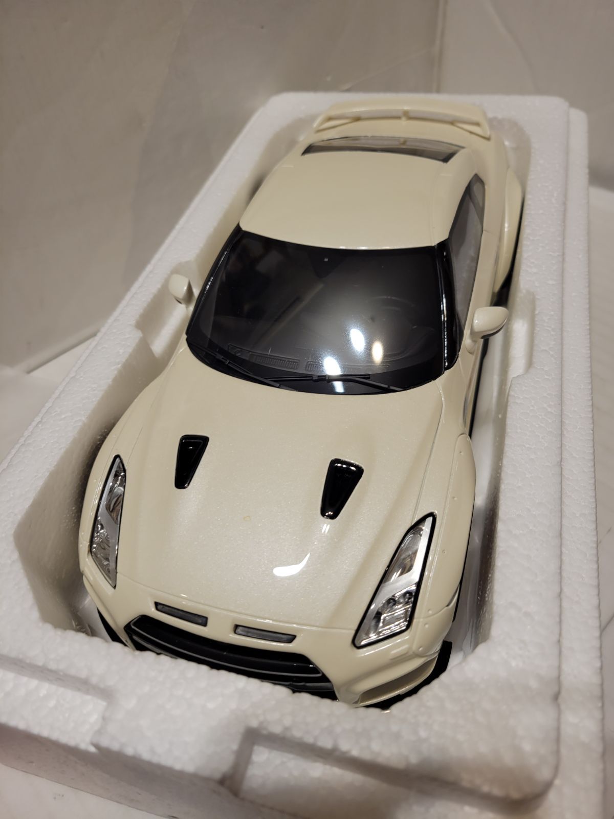 GTS-MODEL 1/18 ブライアデザイン GT-R www.paperrecovery.com