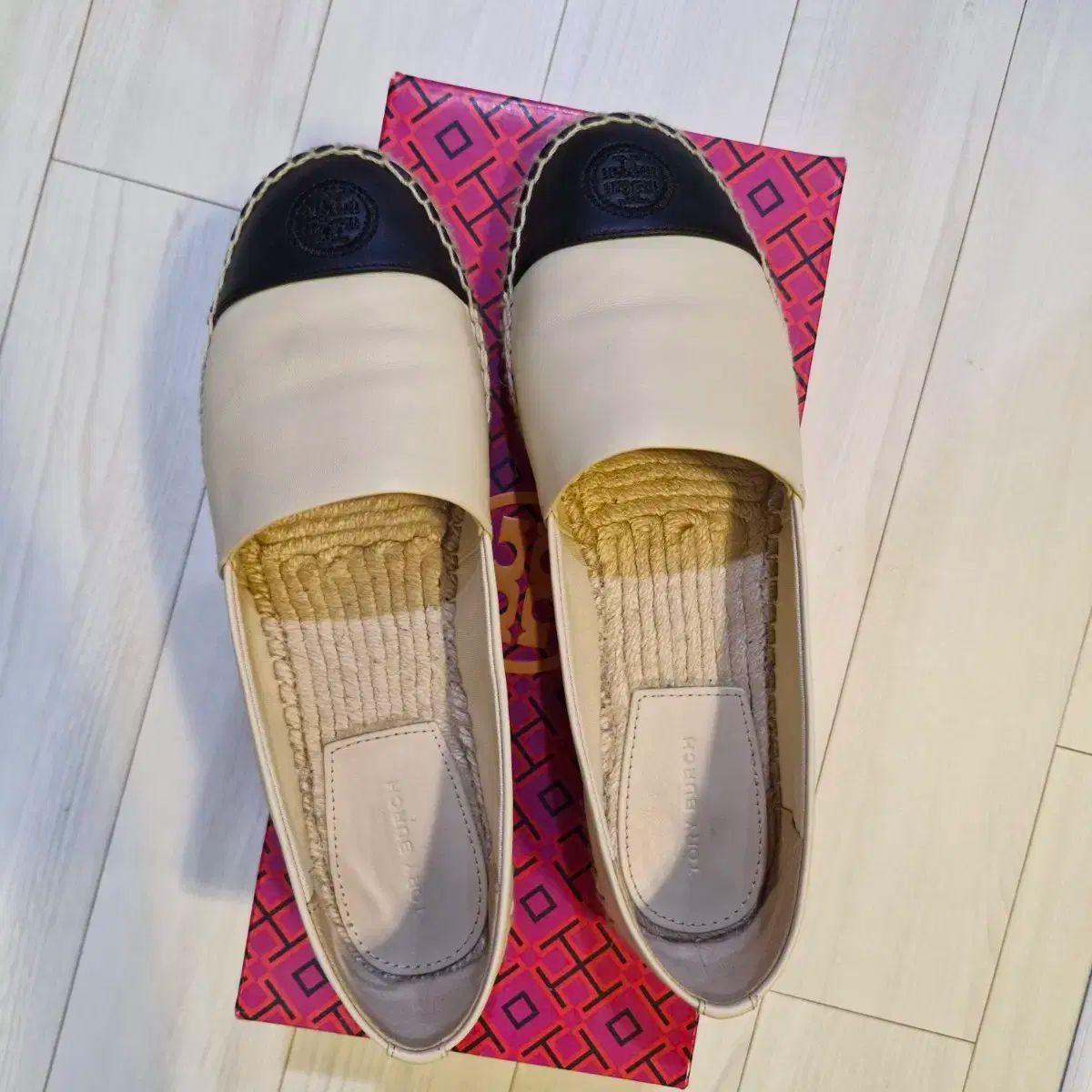 TORY BURCH トリーバーチ エスパドリーユ サイズ7 Tory Burch(トリーバーチ) エスパドリーユ 7 5 - メルカリ