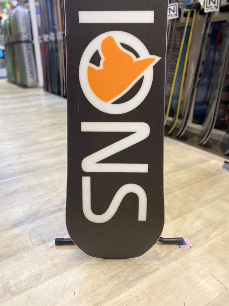 ラスト1点】 スノーボード 板 型落ち メンズ SESSIONS AWESOME REO