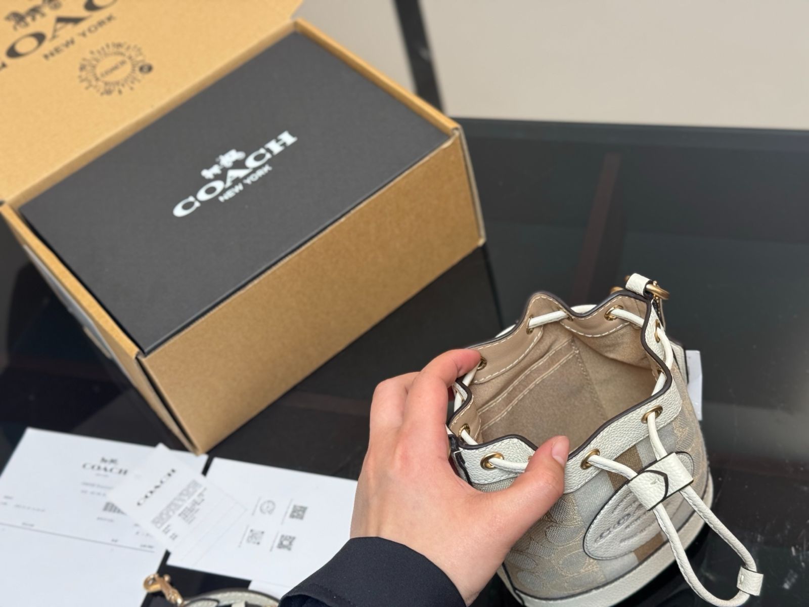 【ほぼ未使用】coach デニム生地　トートバッグ 57cb79dfe044c5abb08163e7acb056