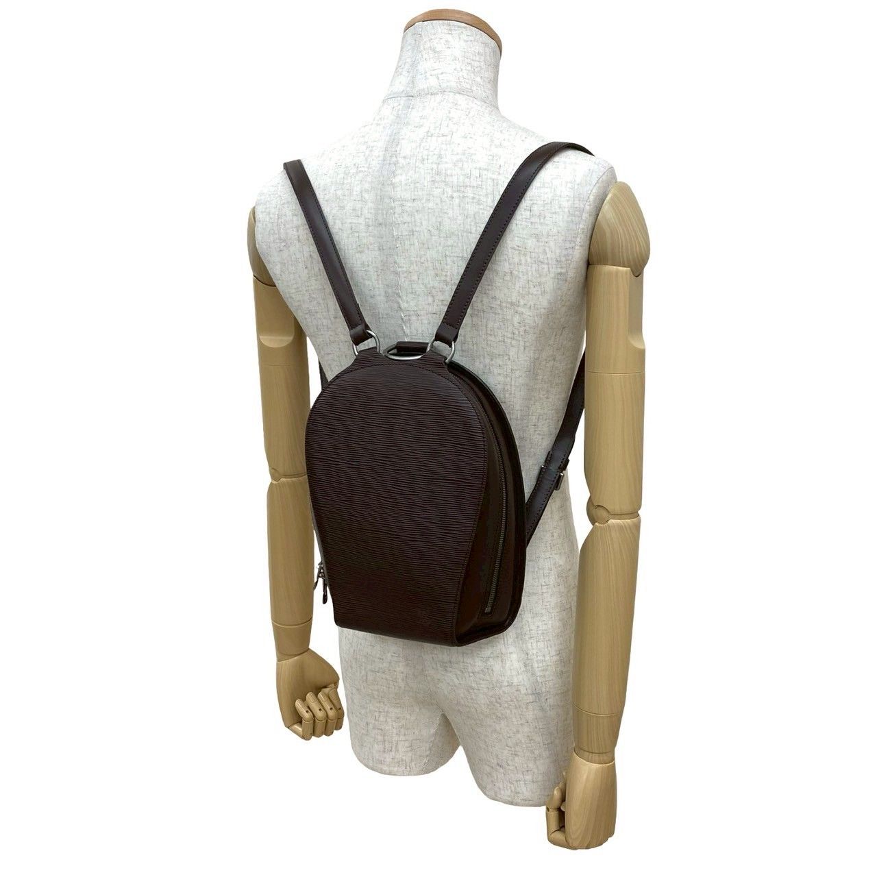 【極美品】Louis Vuitton エピマピオンレザー ブラックバックパック 極美品】Louis Vuitton エピマピオンレザー ブラックバック