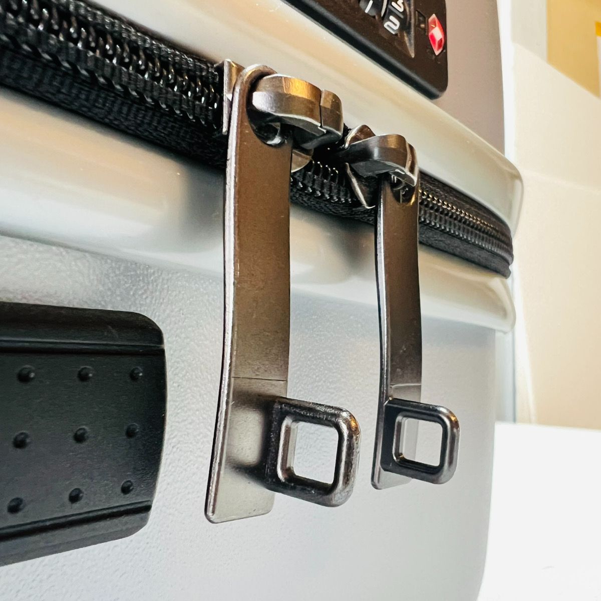 スーツケース グレー