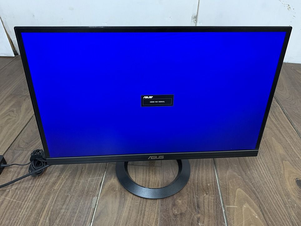 液晶モニター