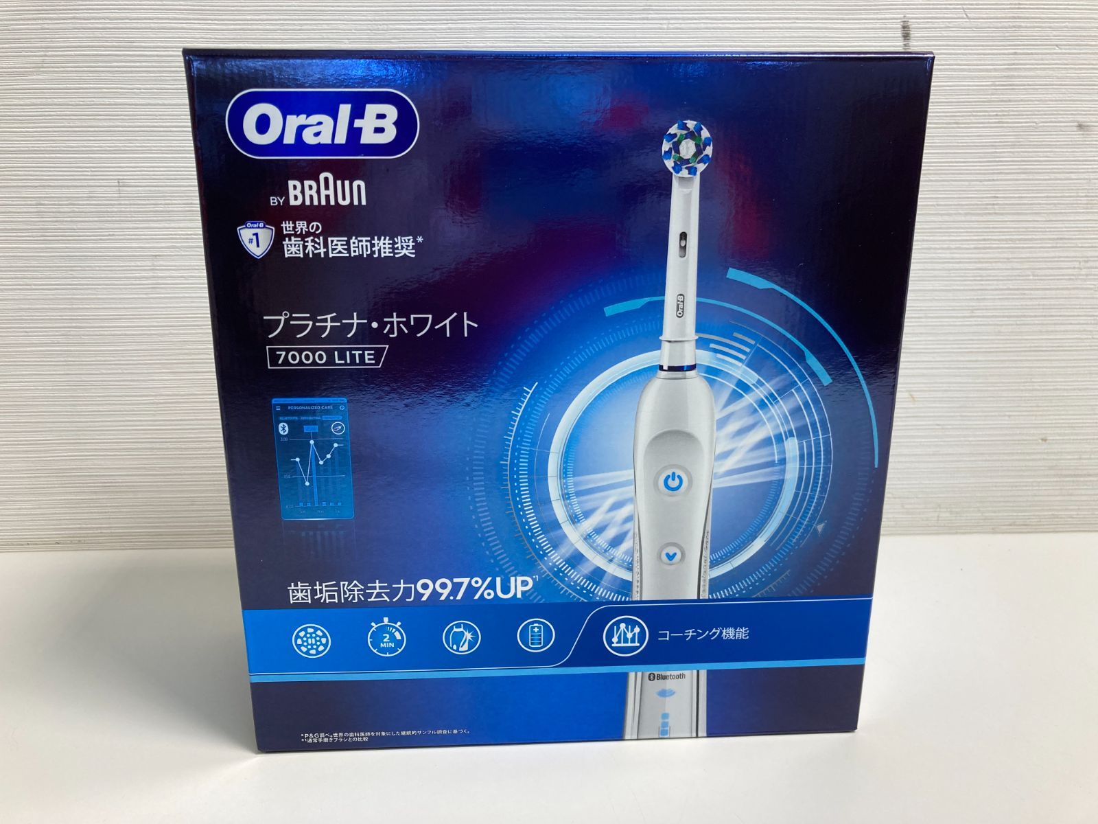 □未使用品□BRAUN ブラウン Oral-B 電動ハブラシ D365236WT オーラルB