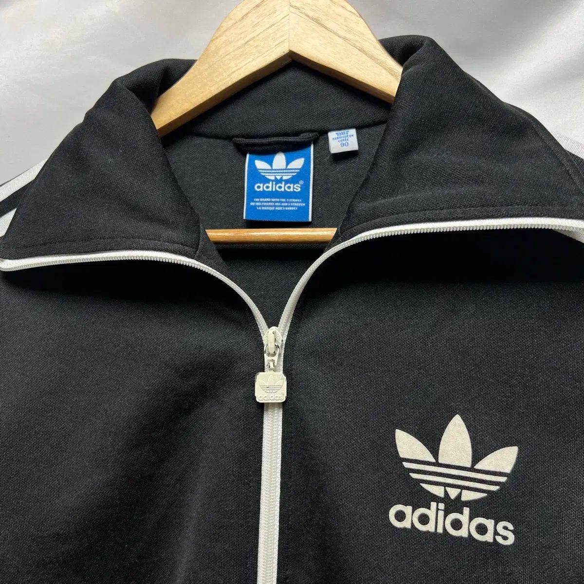 美品　adidas ヨーロッパトラックトップ トラックジャケット ブラック　95 アディダス adidas Originals Europa Track Top JKT ヨーロッパ