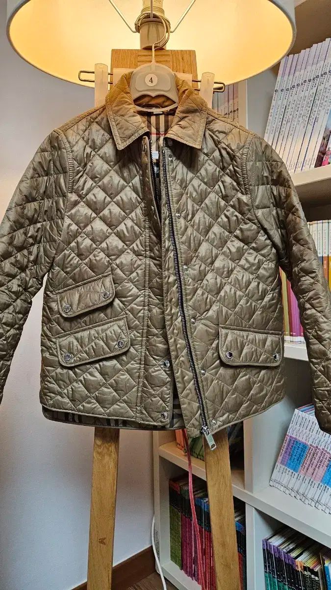 BURBERRY バーバリー ジュニア キルティング ジャケット 8y 128cm
