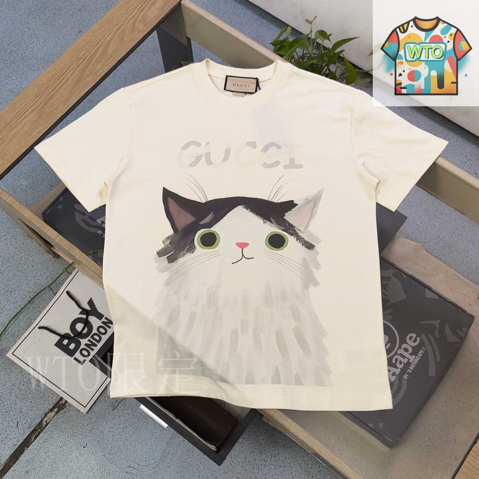 今日特価】GUCCI 2025 大きな猫柄ロゴ T-3 - メルカリ