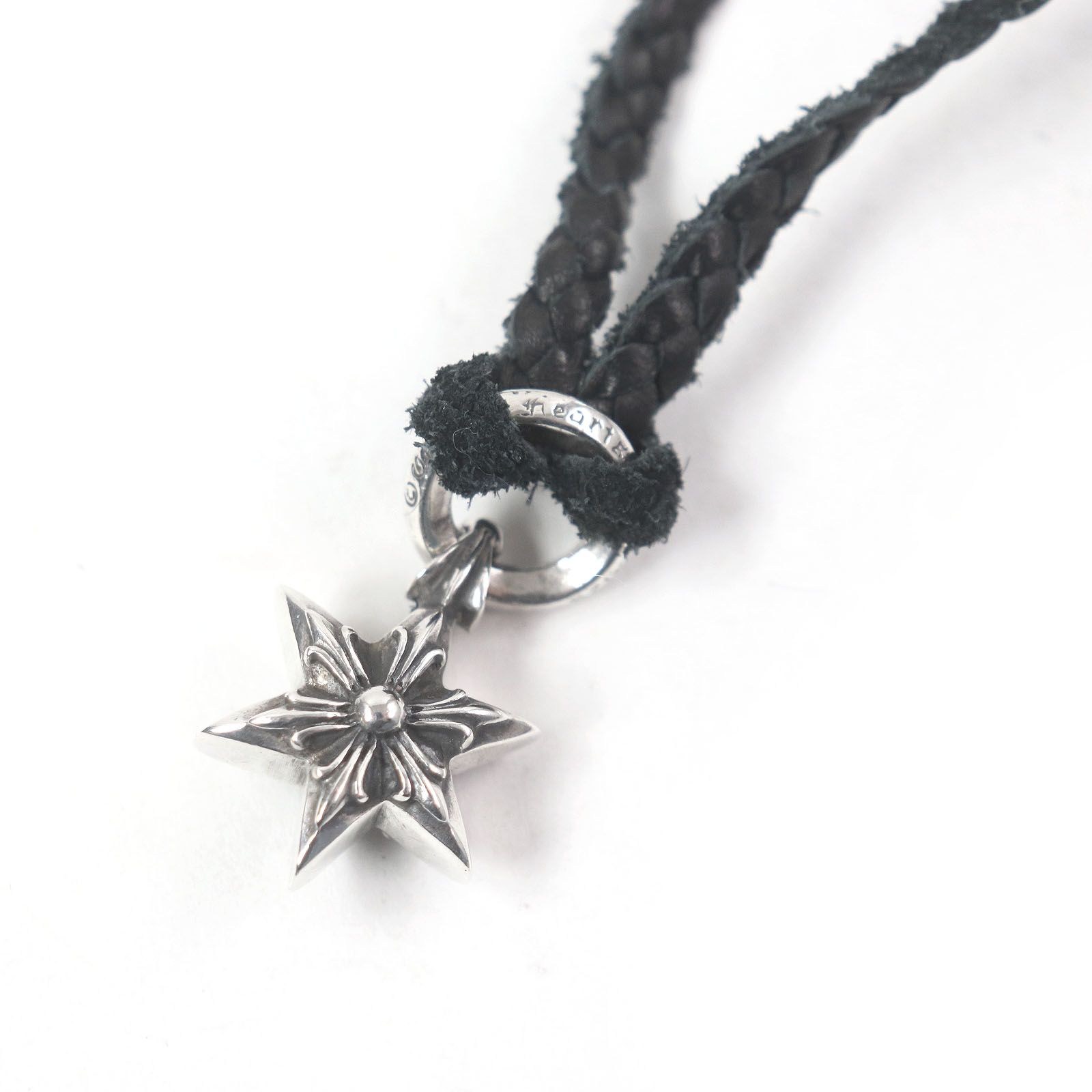 □CHROME HEARTS クロムハーツ タイニーレザー ブレード スクロール 6ポイントスターチャーム ラージ ネックレス SV925 ブラック シルバー 保存袋付き 総重量22.1g メンズ