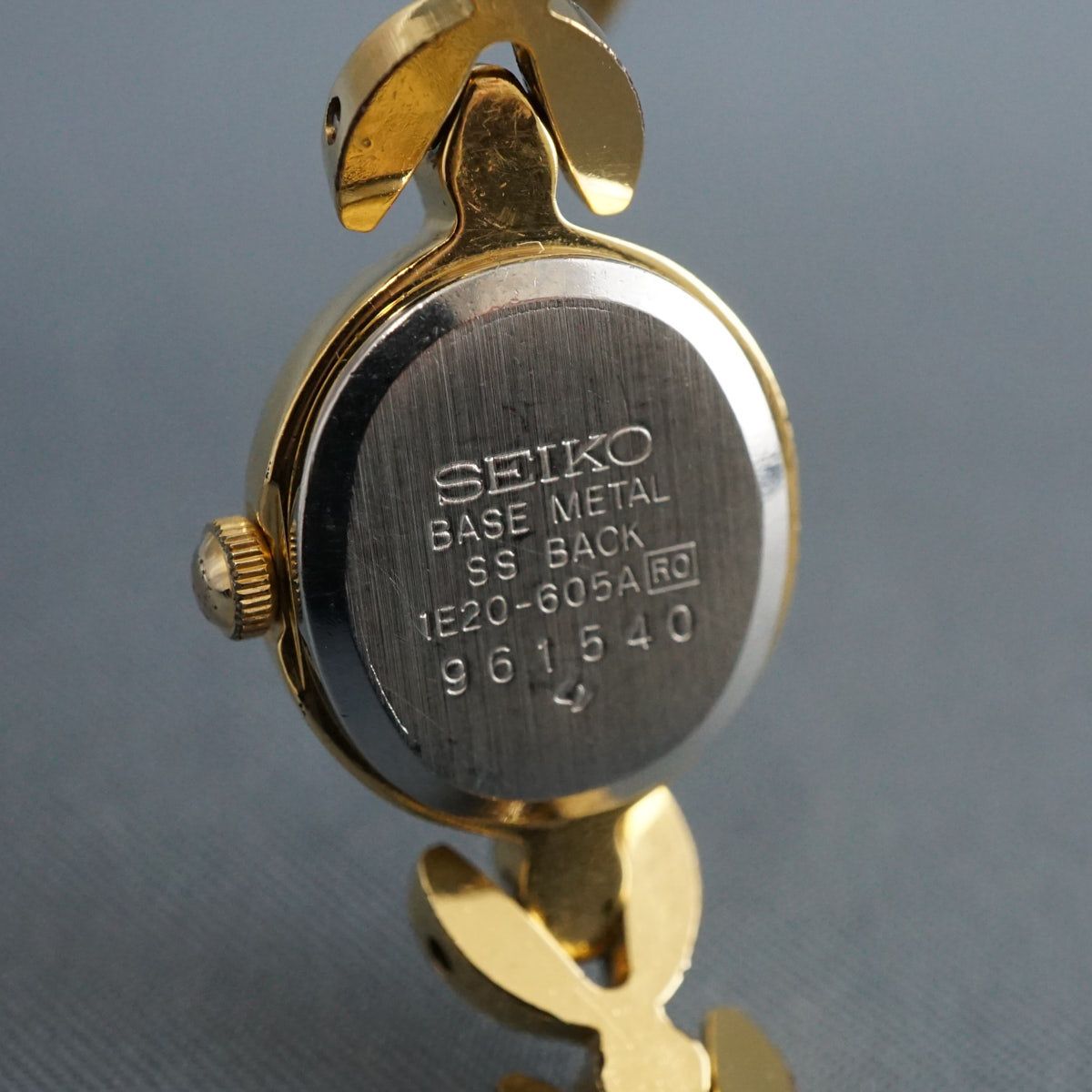 SEIKO セイコー 腕時計 USED品 1E20-605A ゴールド ブレスレット