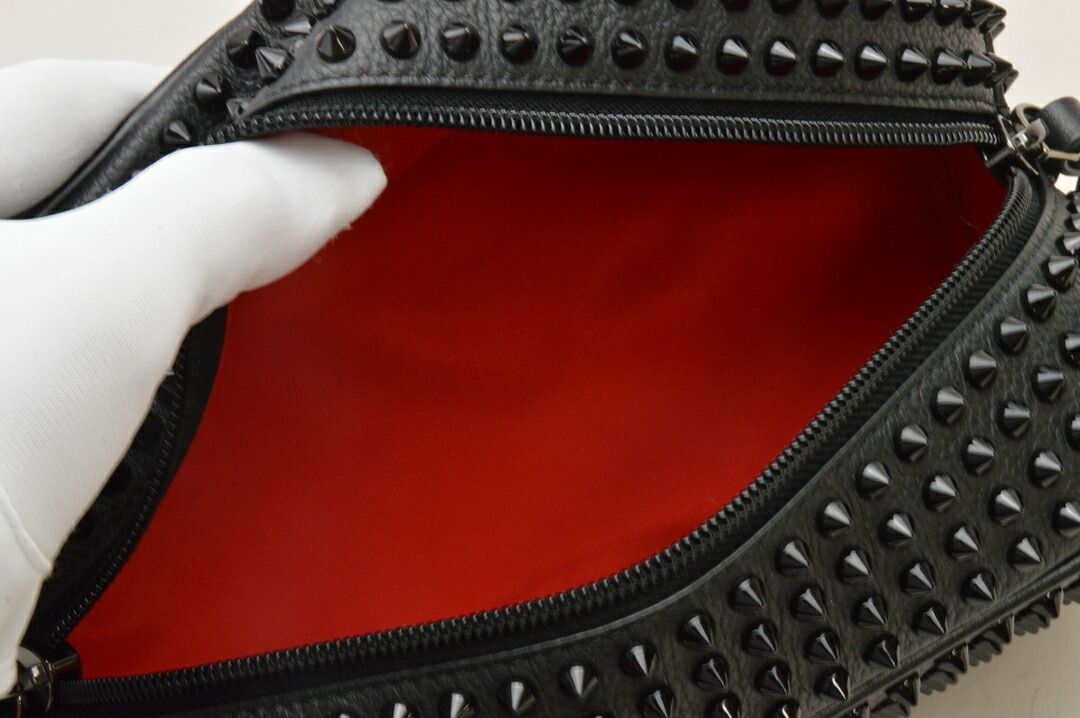 クリスチャンルブタン Christian Louboutin ブラスター クラッチバッグ 