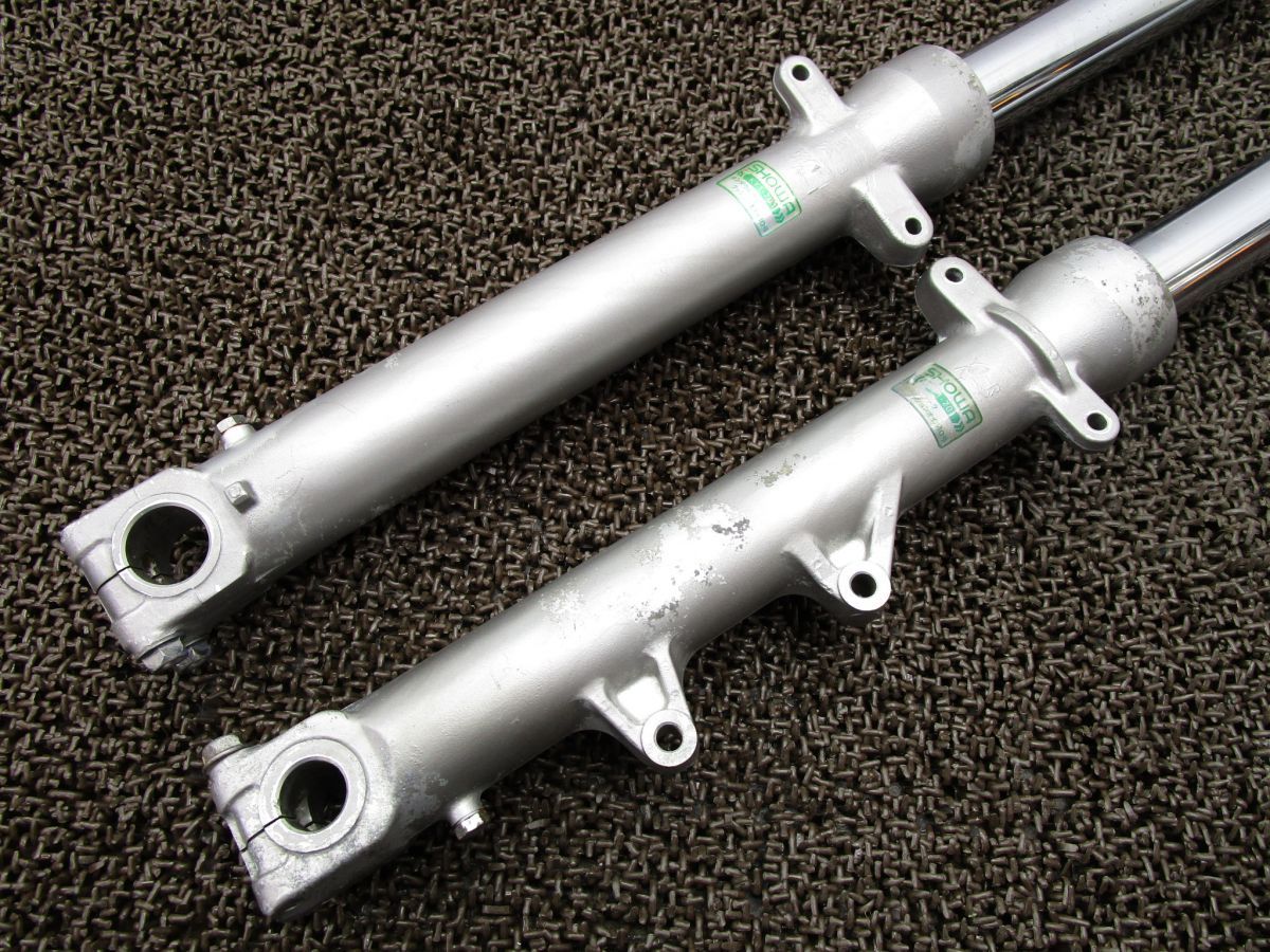 ホンダ CBR250R MC19 フロントフォーク 管理番号 P3208 人気定番 ホンダ CBR250R MC19 フロントフォーク 管理番号 P3208