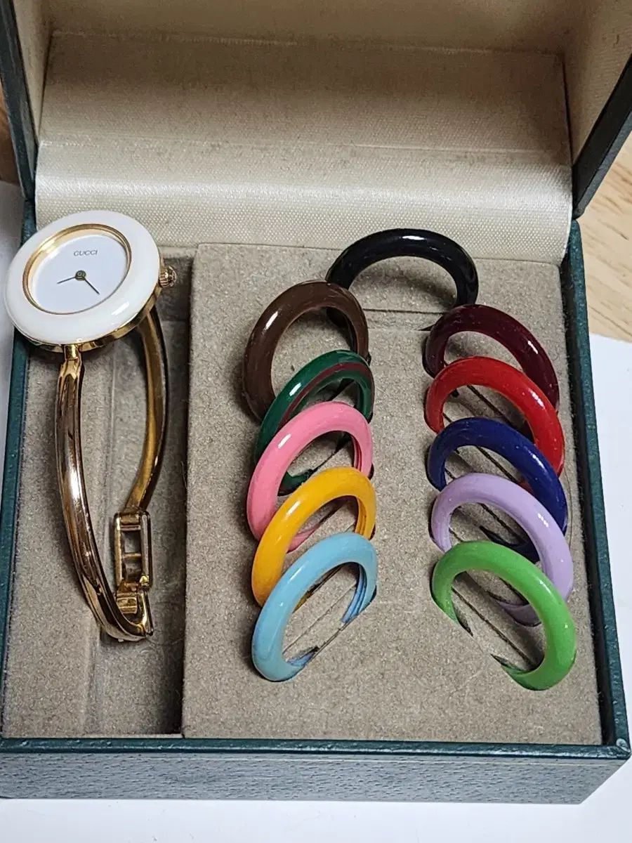 グッチ