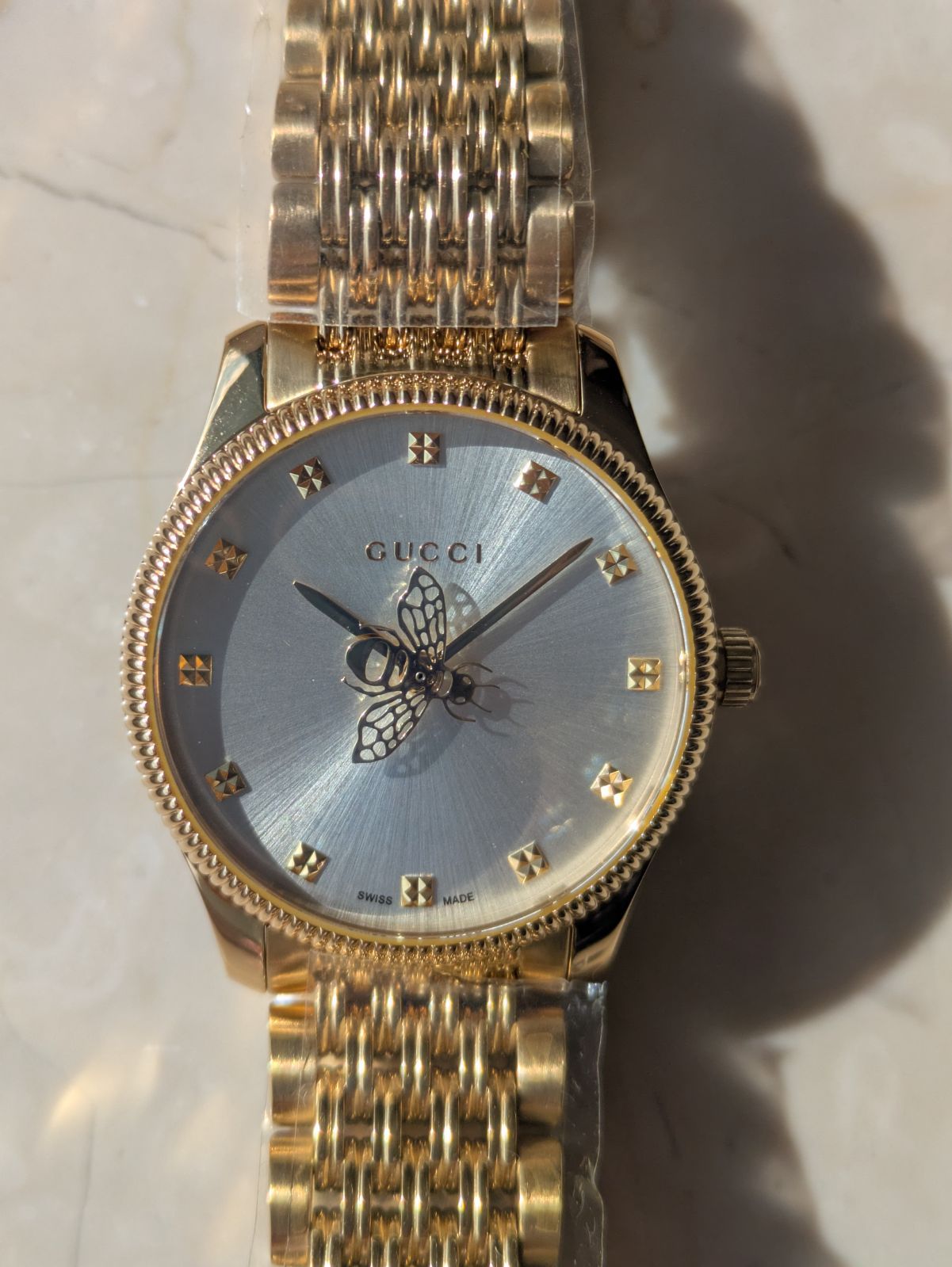 新品未使用　GUCCI　腕時計　YA1265021　ゴールド　蜂　29mm 新品未使用 GUCCI グッチ Gタイムレス 腕時計 Bee 蜂 ゴールド