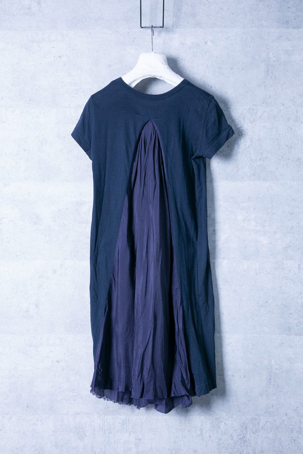 サカイ　ワンピース sacai サカイ ロングカットソー/ワンピース - メルカリ