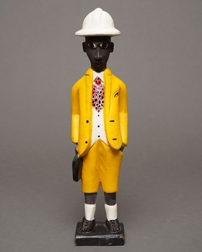 アフリカ コートジボワール コロン人形 Mサイズ No.36 ハーフパンツの男性 木彫り 彫刻 置物 アフリカ雑貨 - メルカリ