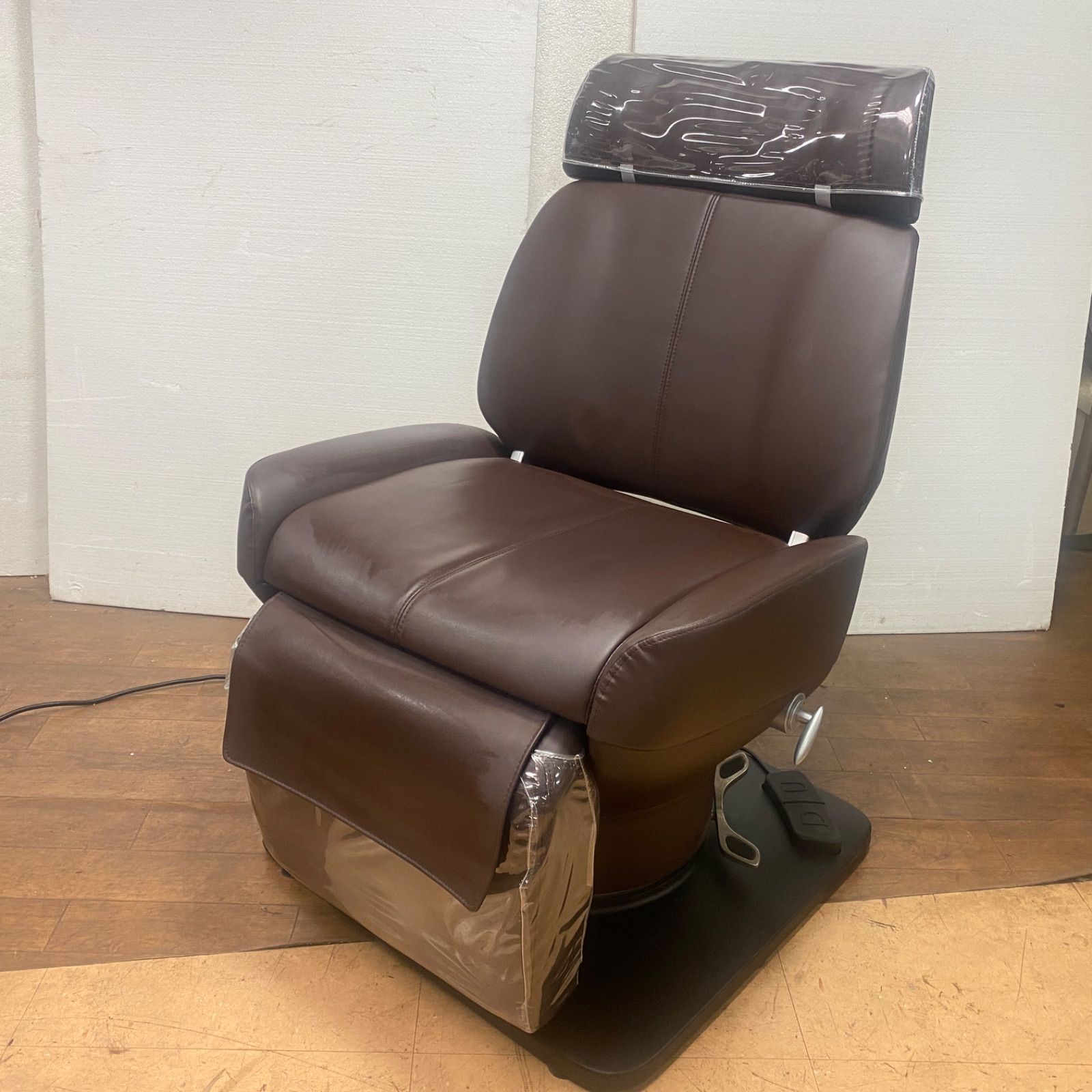 CD-207 TAKIGAWA製 マルチタイプチェア リザーブRS-002 在庫3