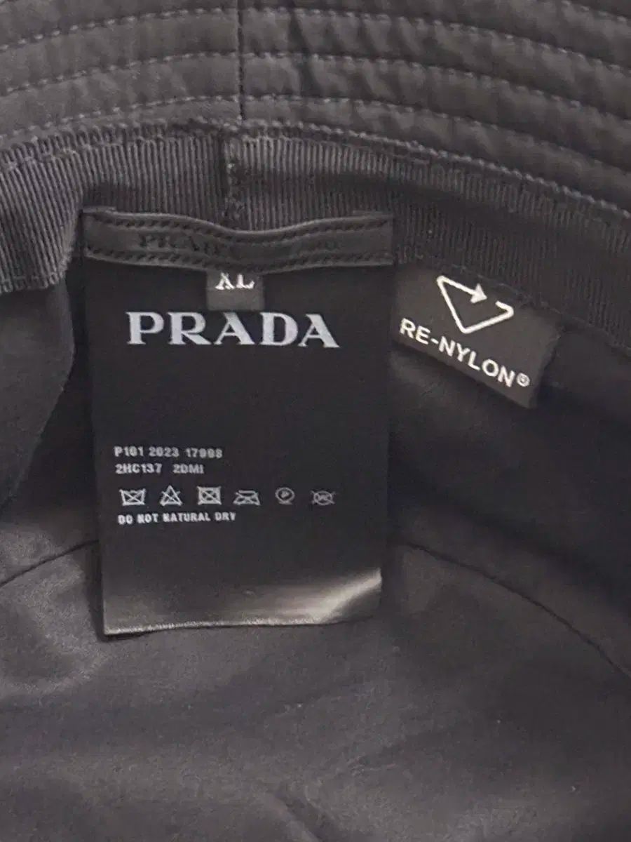 Prada(プラダ) リナイロン バケットハット XL バケットハット PRADA RE