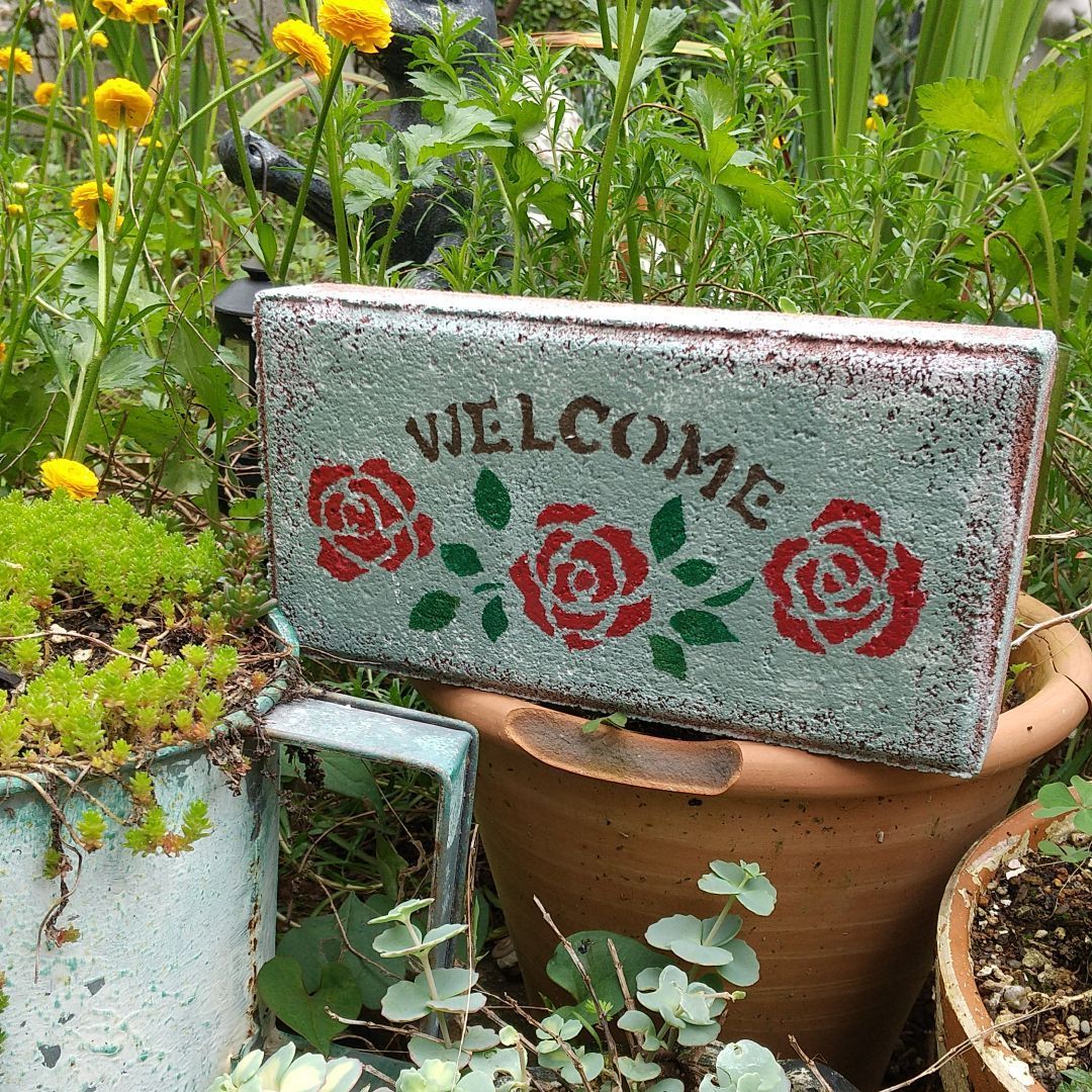 デコパージュ ꔛ‬ꕤ ガーデン雑貨 *リメイク *レンガ *タイル *薔薇ピンク デコパージュ ꔛꕤ ガーデン雑貨 *リメイク *レンガ *タイル