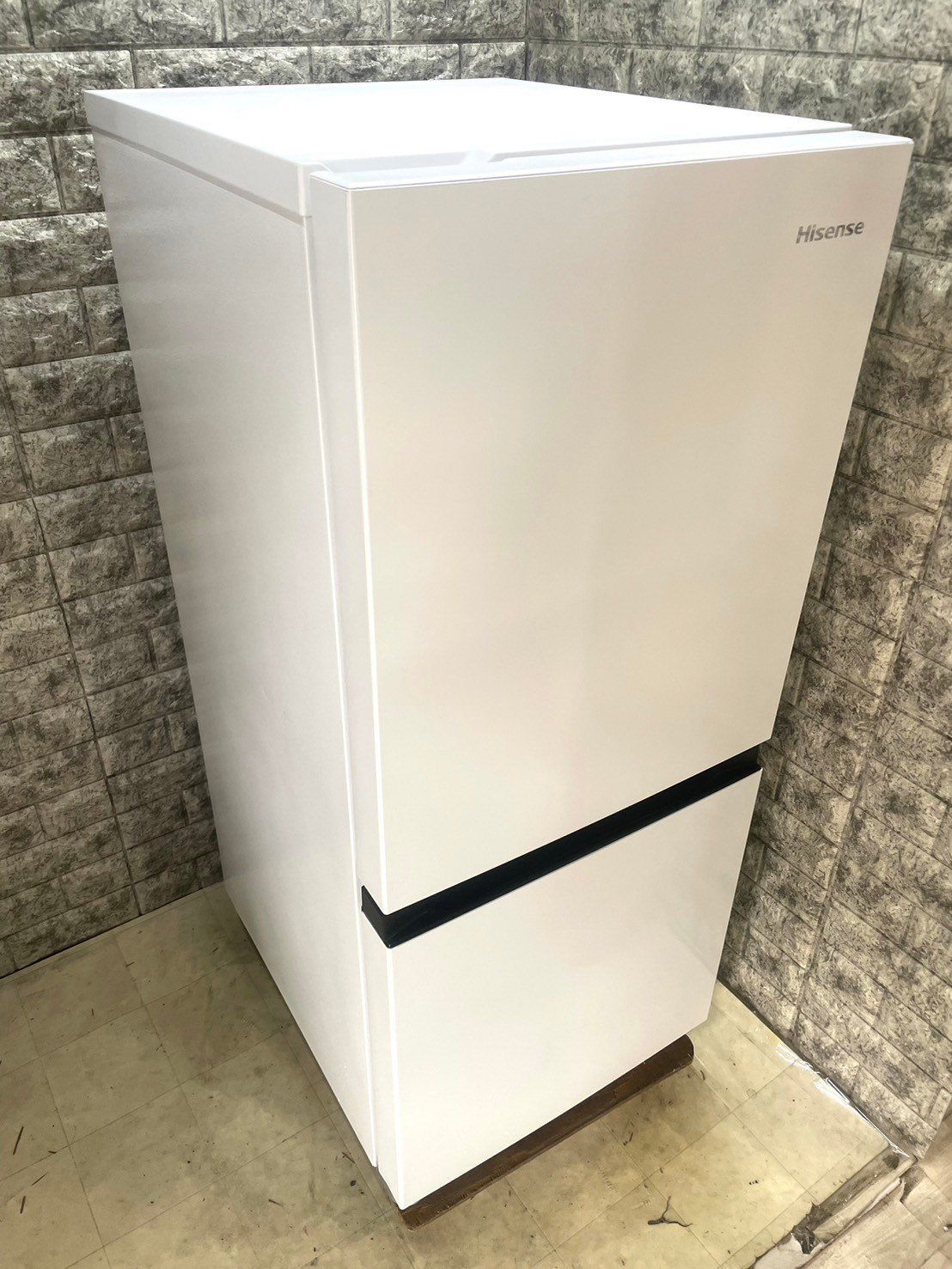 高年式‼︎大阪送料無料☆3か月保障付き☆冷蔵庫☆2023年☆ハイセンス