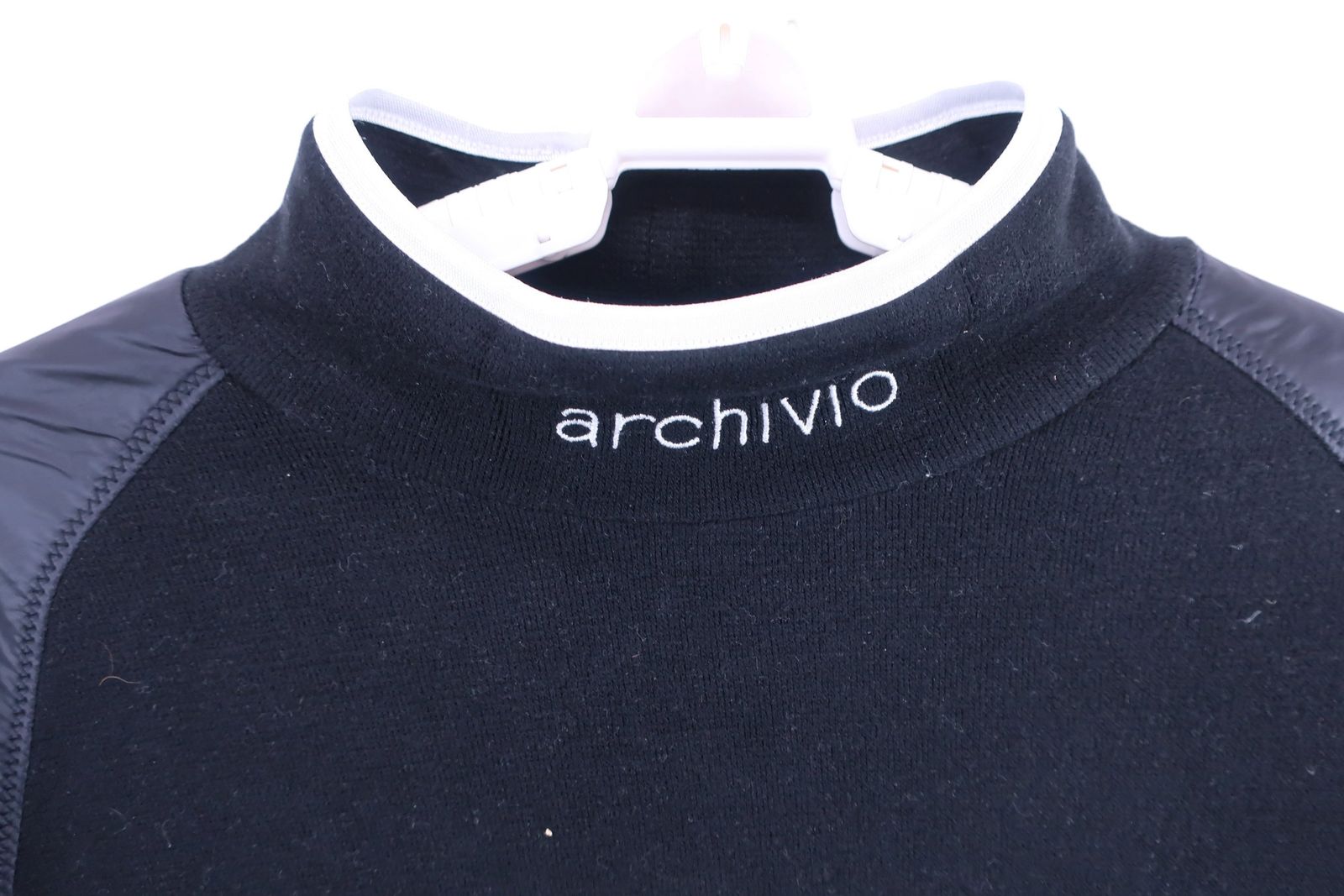 美品】archivio(アルチビオ) 長袖モックネックシャツ 黒