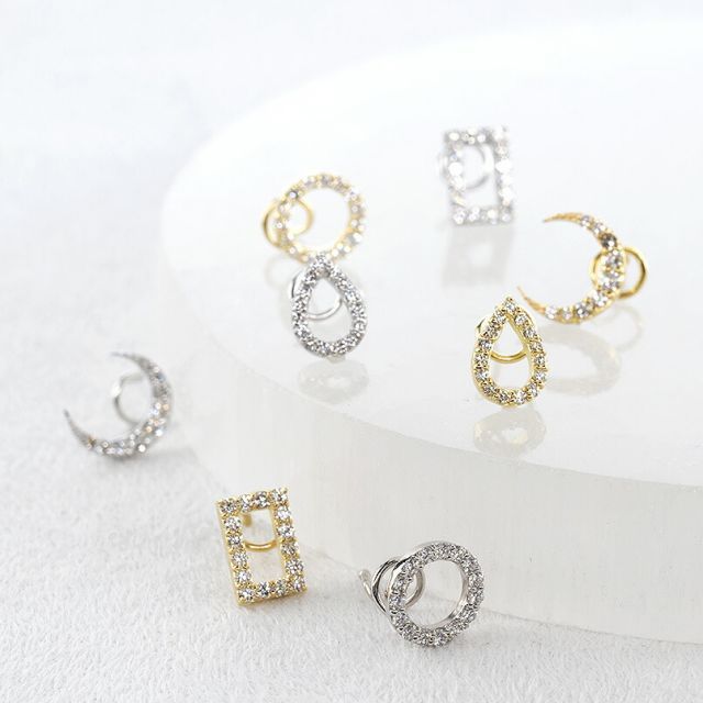 ダイヤモンド 片耳