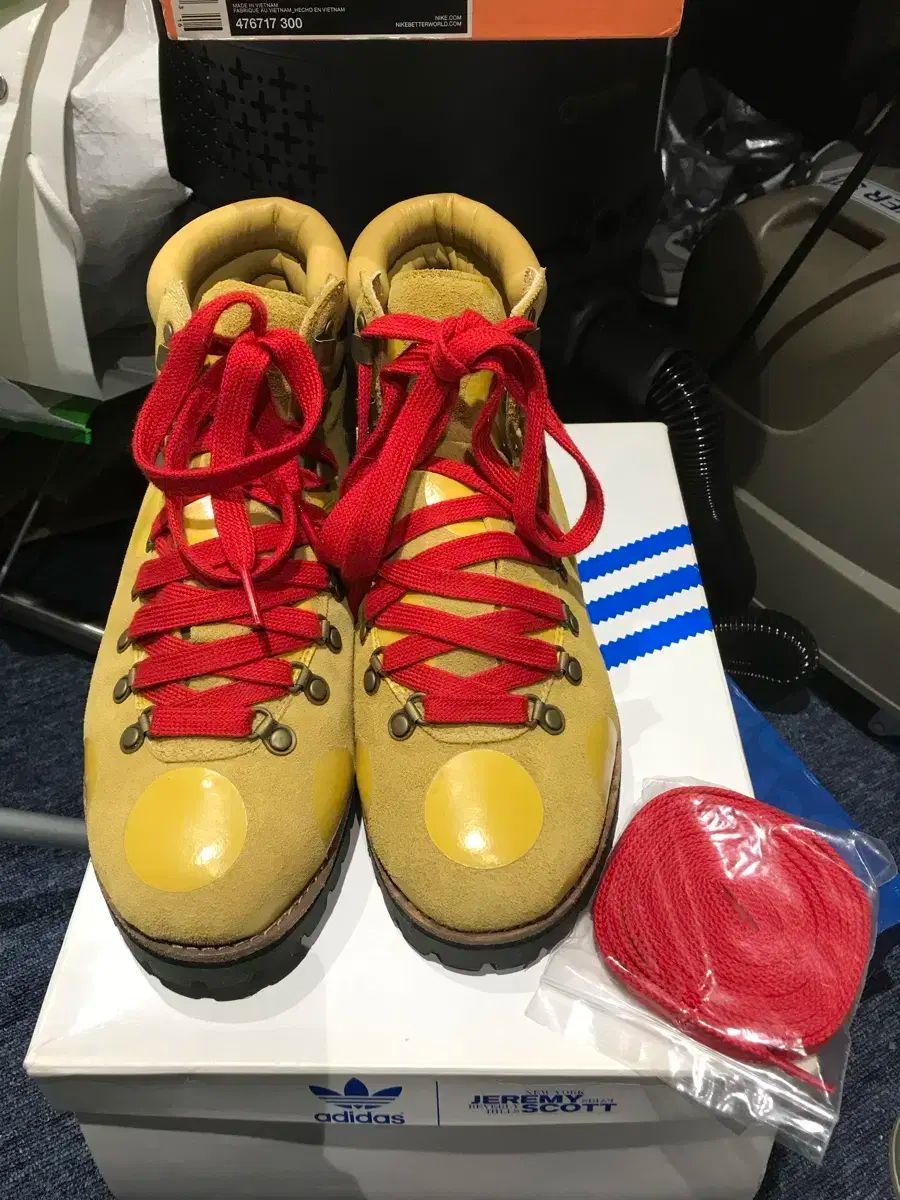 セサンパフューム ジェレミースコット adidas アディダス ポルカ ドット柄 ブーツ 275