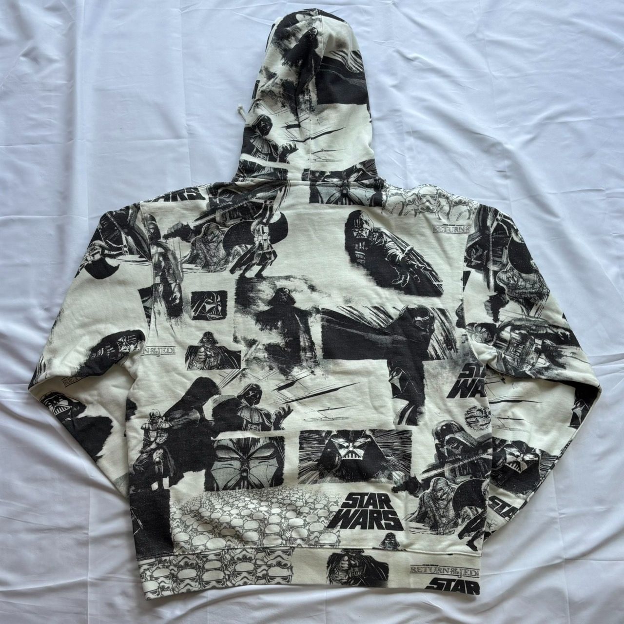 KITH STARWARS Darth Vader Illustration Hoodie L Size Kiss Star 