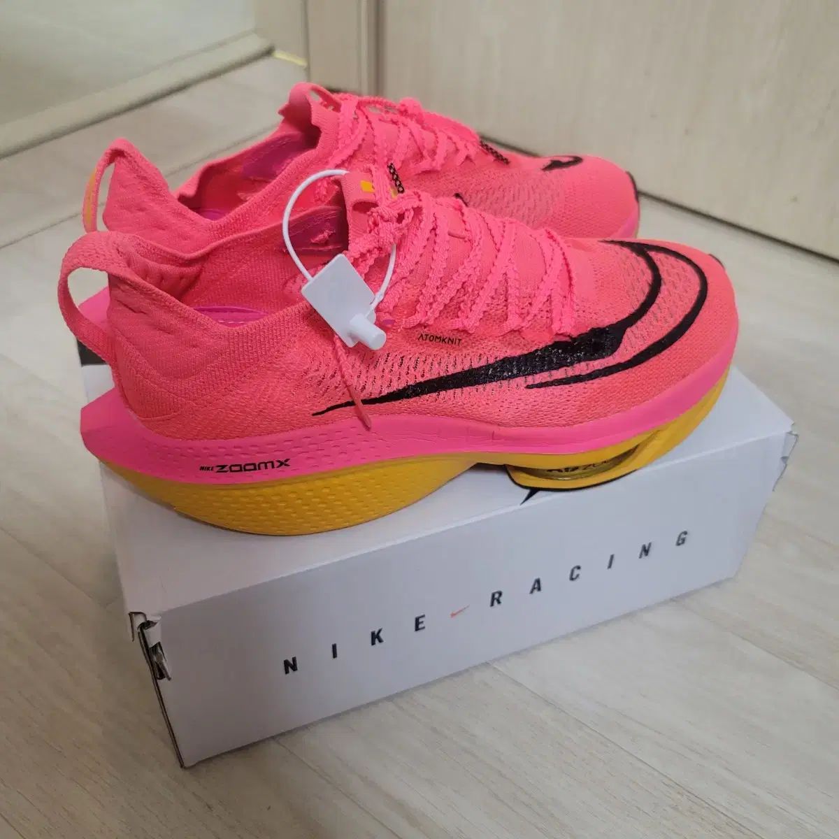 Nike アルファフライnext%ランニングシューズ 27.5 ナイキ ランニングシューズ アルファフライ」の人気商品一覧 | 安い