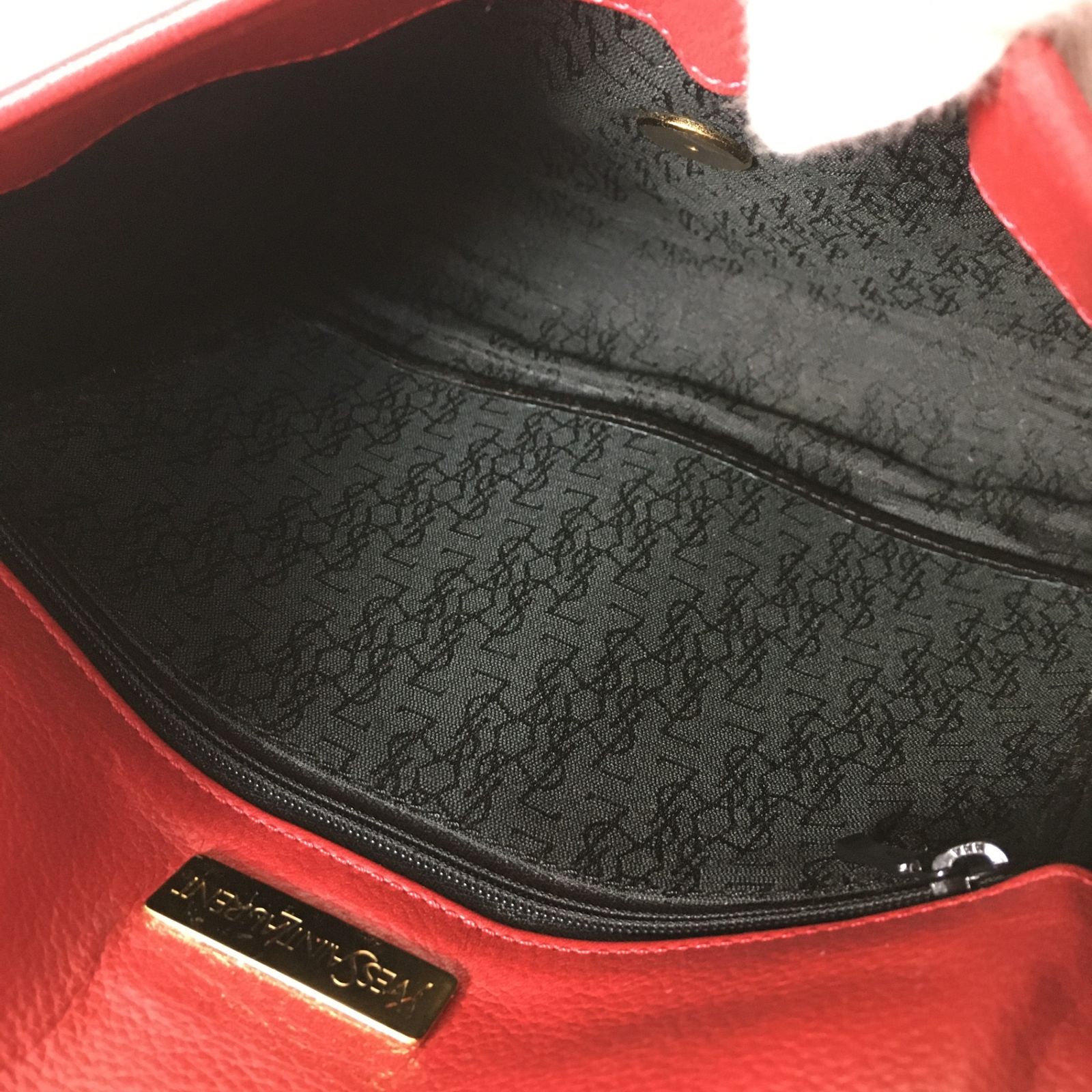 2507-106｜イヴサンローラン ショルダーバッグ レザー レッド ロゴ金具 2507-106｜イヴサンローラン ショルダーバッグ レザー レッド