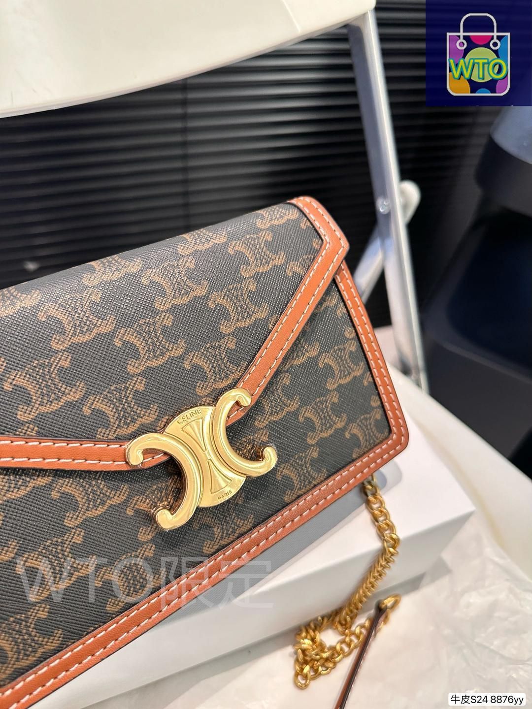 CELINEセリーヌのカジュアルなヴィンテージショルダーバッグ