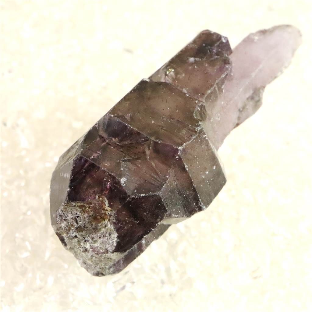 マダガスカル産アメジスト エレスチャル (スーパーセブン） 原石
