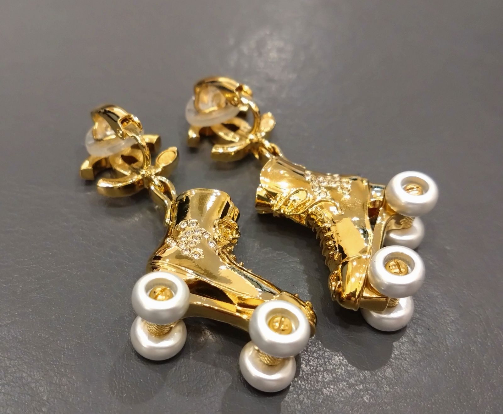 ☆2126 展示級！ CHANEL シャネル ココマーク ローラースケート