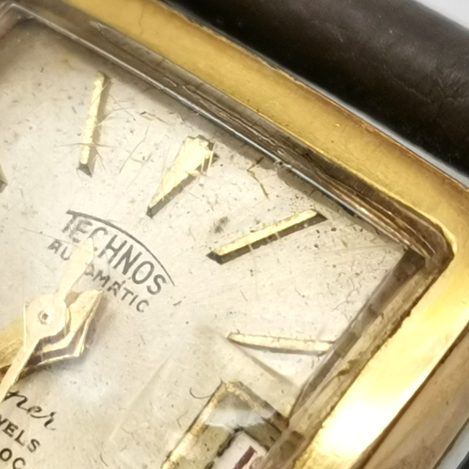 テクノス 自動巻き