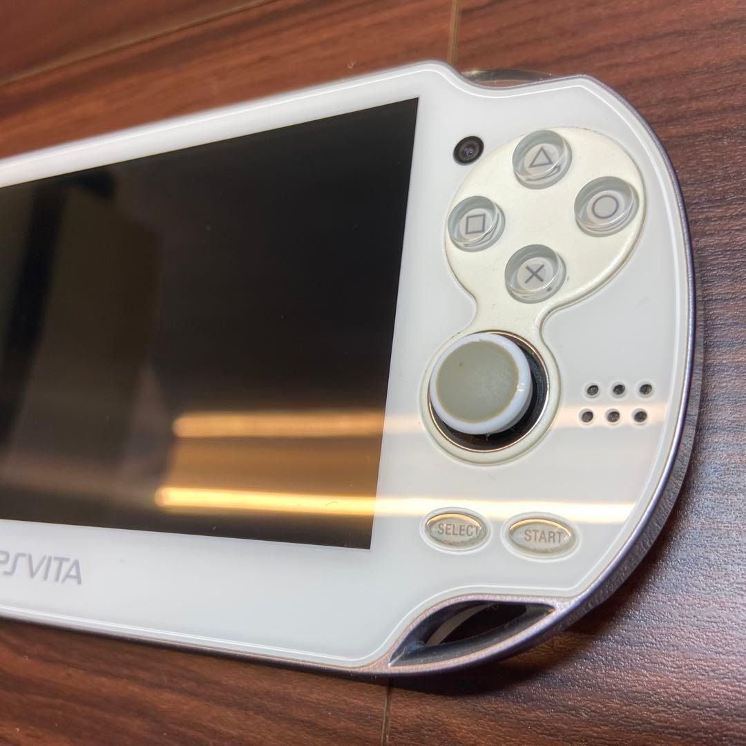 クリスタル ホワイト