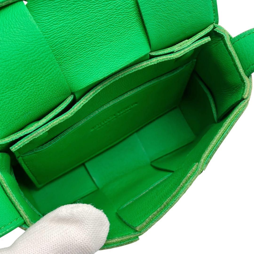 美品✨ ボッテガヴェネタ カセット ショルダーバッグ グリーン - メルカリ 