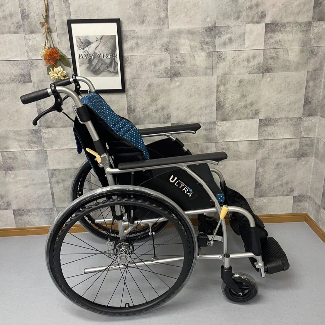 日進　ニッシン　自走用　超軽量　ULTRAシリーズ　車椅子　NA-U1 車いす ウルトラ（自走用・アルミ製） NA-U1 日進医療器 （直送