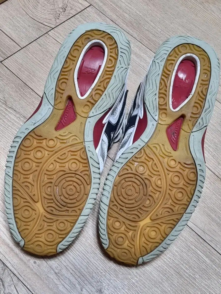 Mizuno ミズノ