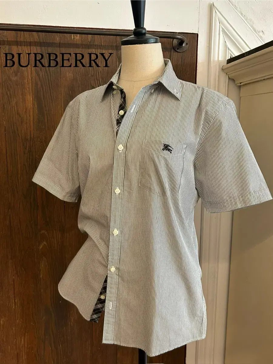 BURBERRY(バーバリー ) 正規品 ストライプ 半袖シャツ - メルカリ