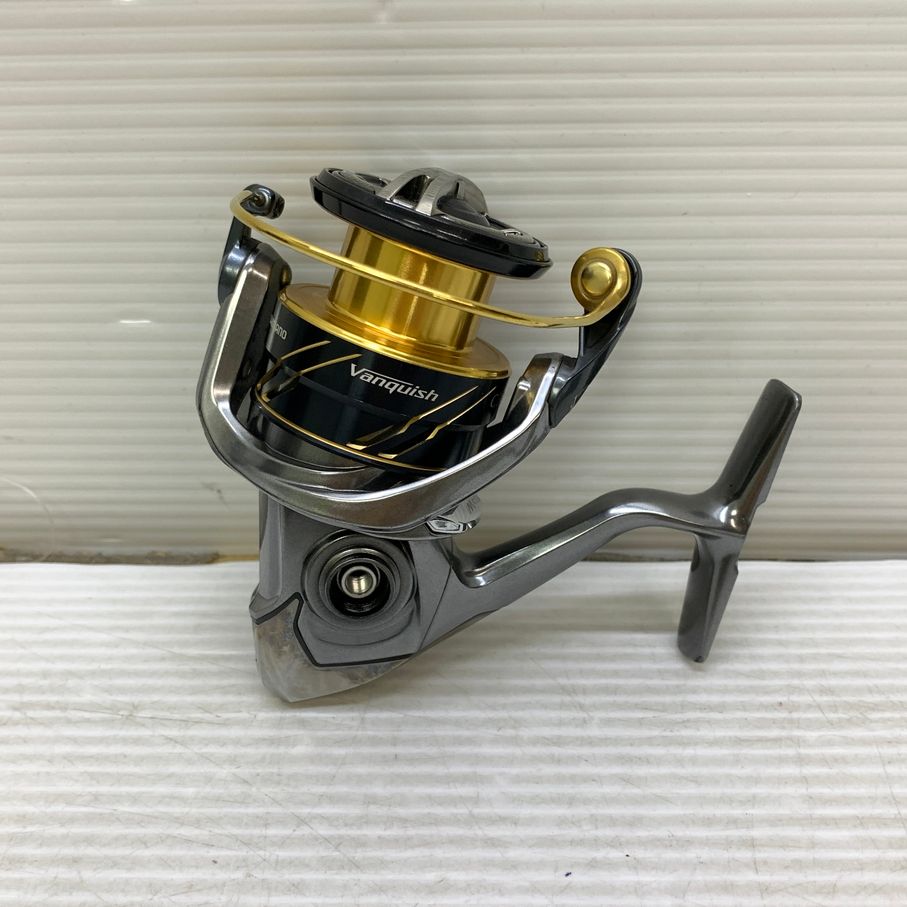 中古品】 シマノ 16ヴァンキッシュ C3000XG スピニングリール