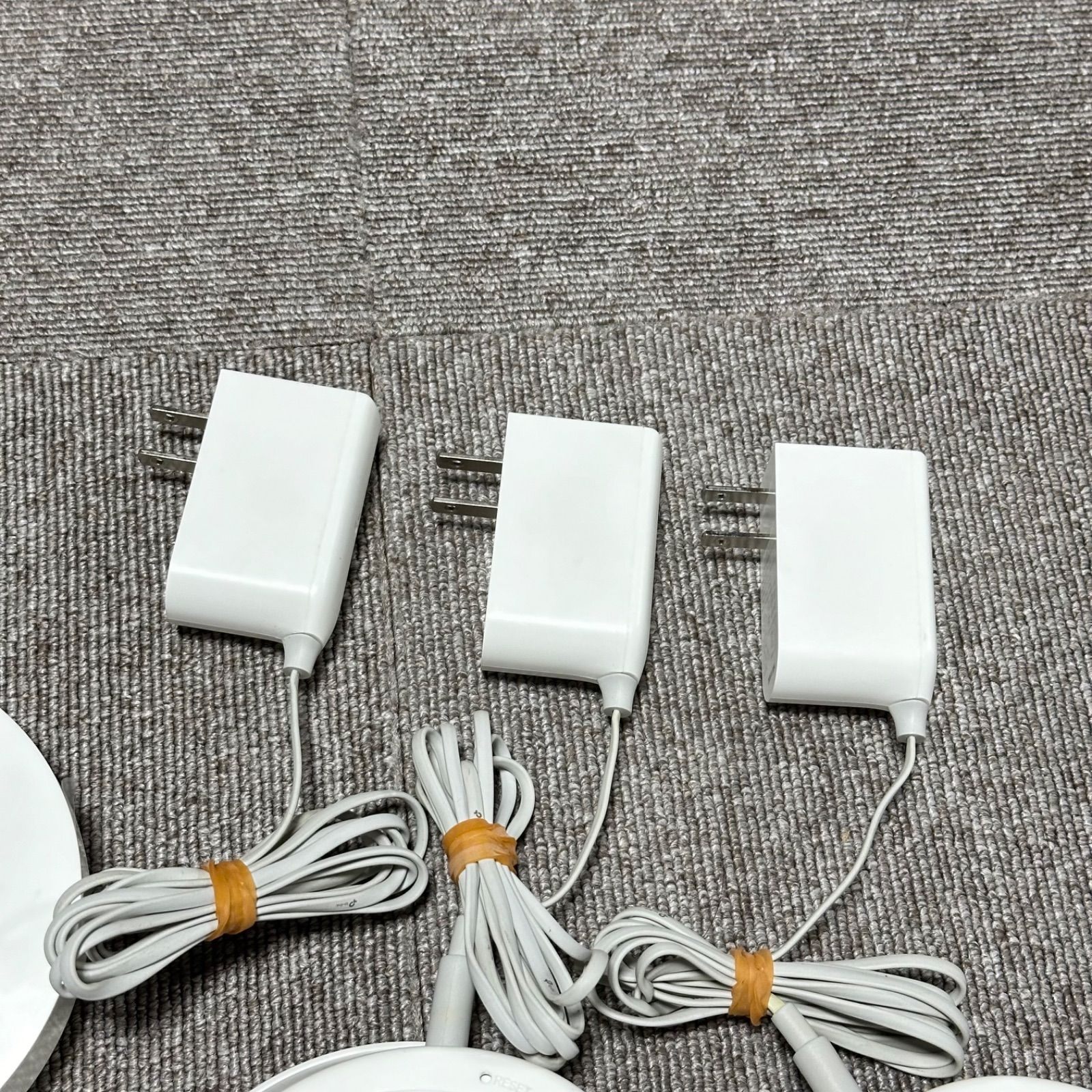 tp link deco m5 3台 ACアダプター(UKプラグ)付き Decoシリーズ tp link deco m5 3台 ACアダプター(UKプラグ)付き Decoシリーズ