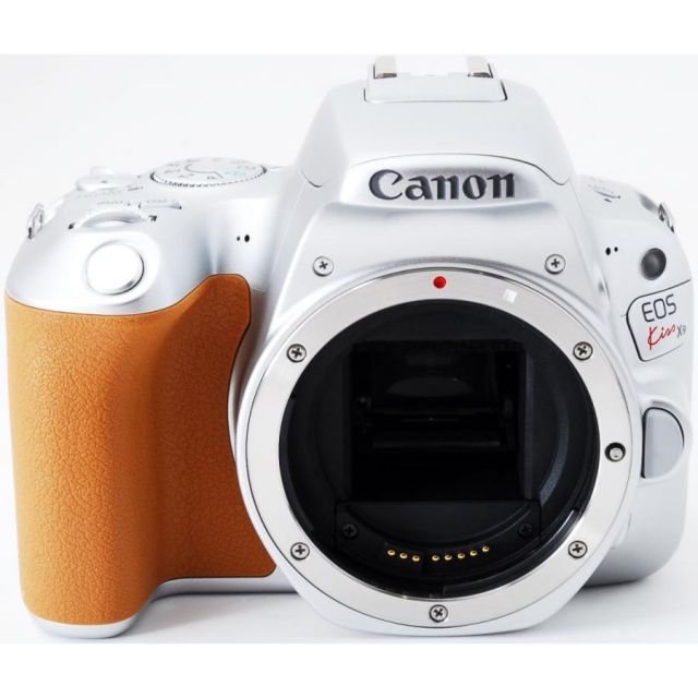 キヤノン デジタル一眼 CANON EOS Kiss X9 純正レンズキット シルバー 中古 Wi-Fi ＆ Bluetooth搭載  新品SDカード付き 届いてすぐに使え - メルカリ