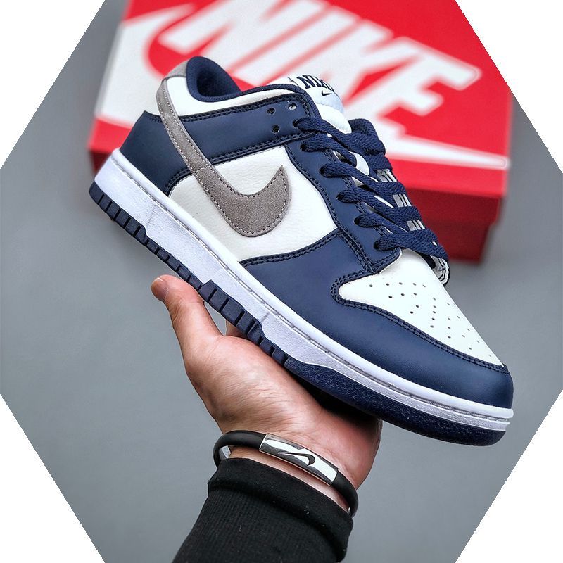 本日の新品は未使用です Nike Dunk Low