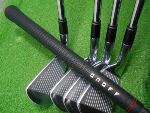 中古】 グローブライド ONOFF(2024) AKA 5S アイアンセット IR