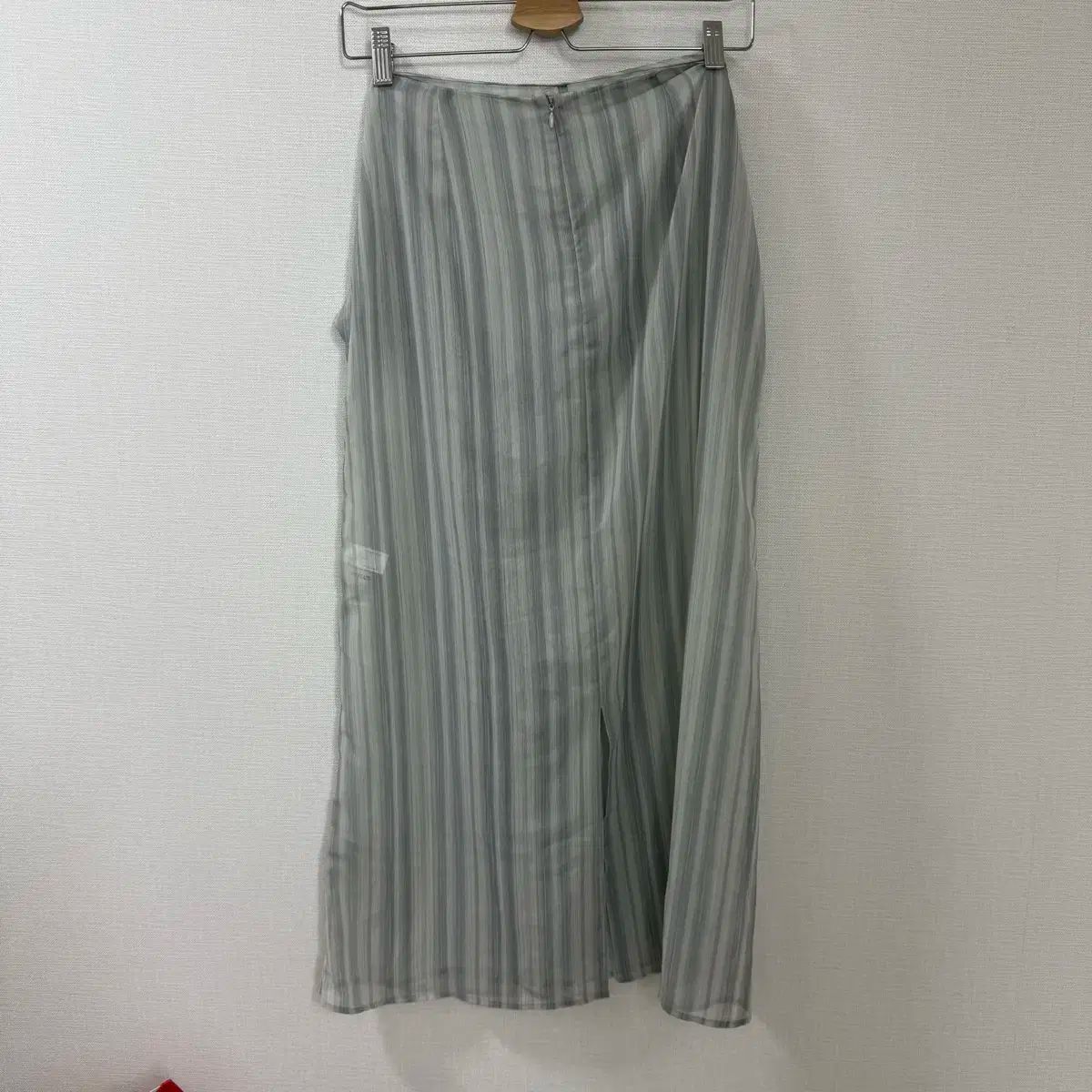 S OFC オフの ストライプ タイ スカート