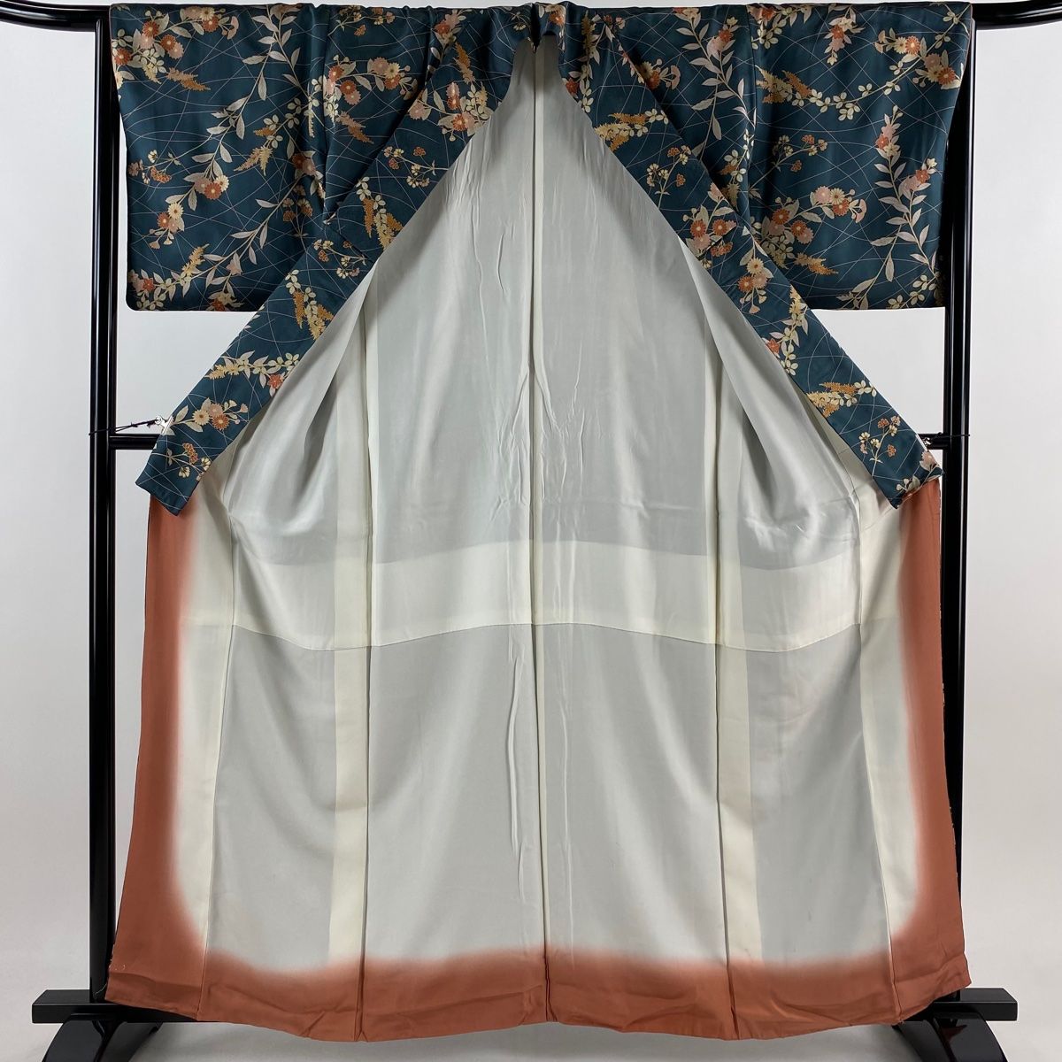 紬身丈160裄丈64cm M 薄物夏紬縞絣薄茶色 正絹 秀品【中古】 miyagawa-kimono_sb16011