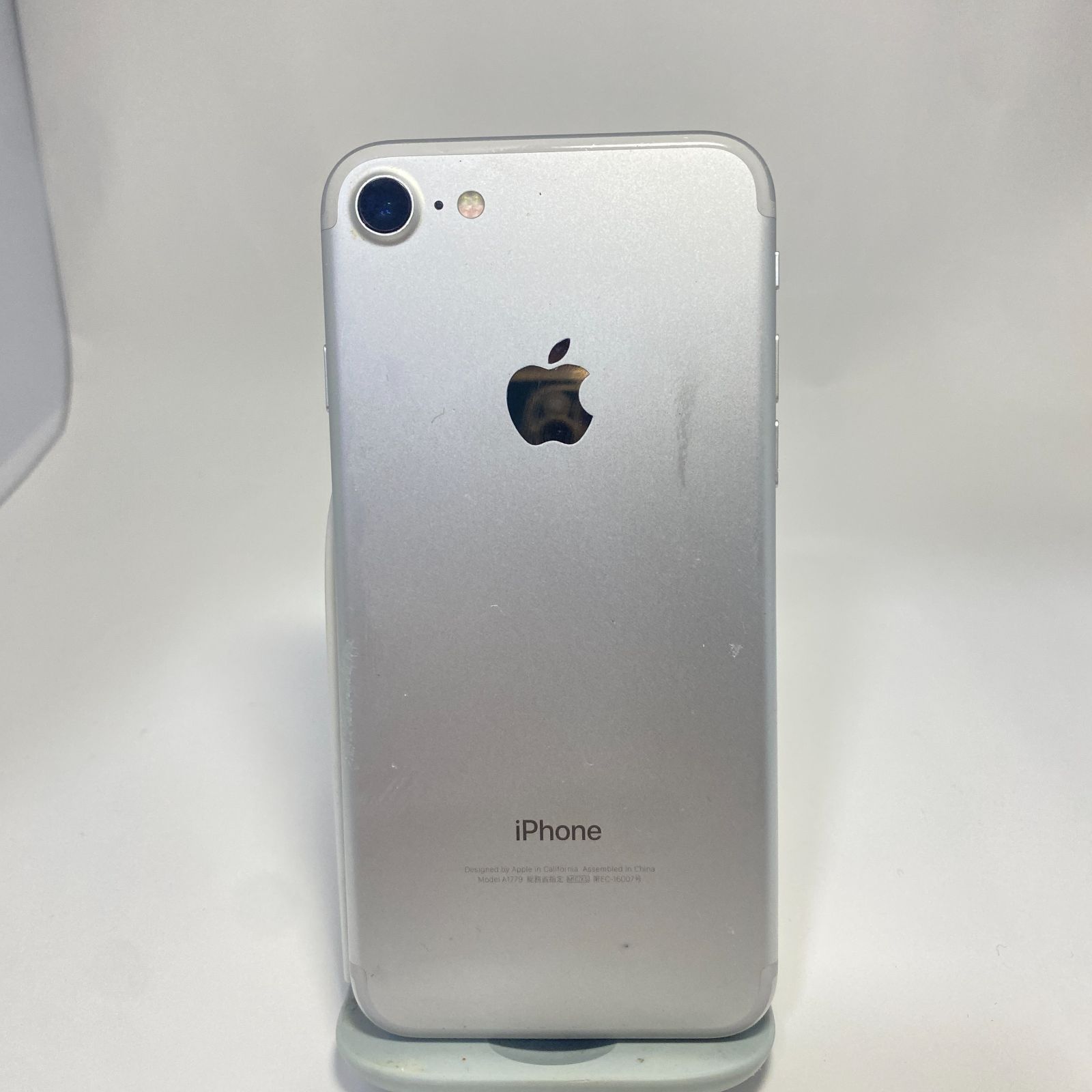 ジャンク　iPhone7 32GB シルバー画面割れ　ソフトバンク iPhone7 シルバー 32GB SIMフリー softbank（ソフトバンク