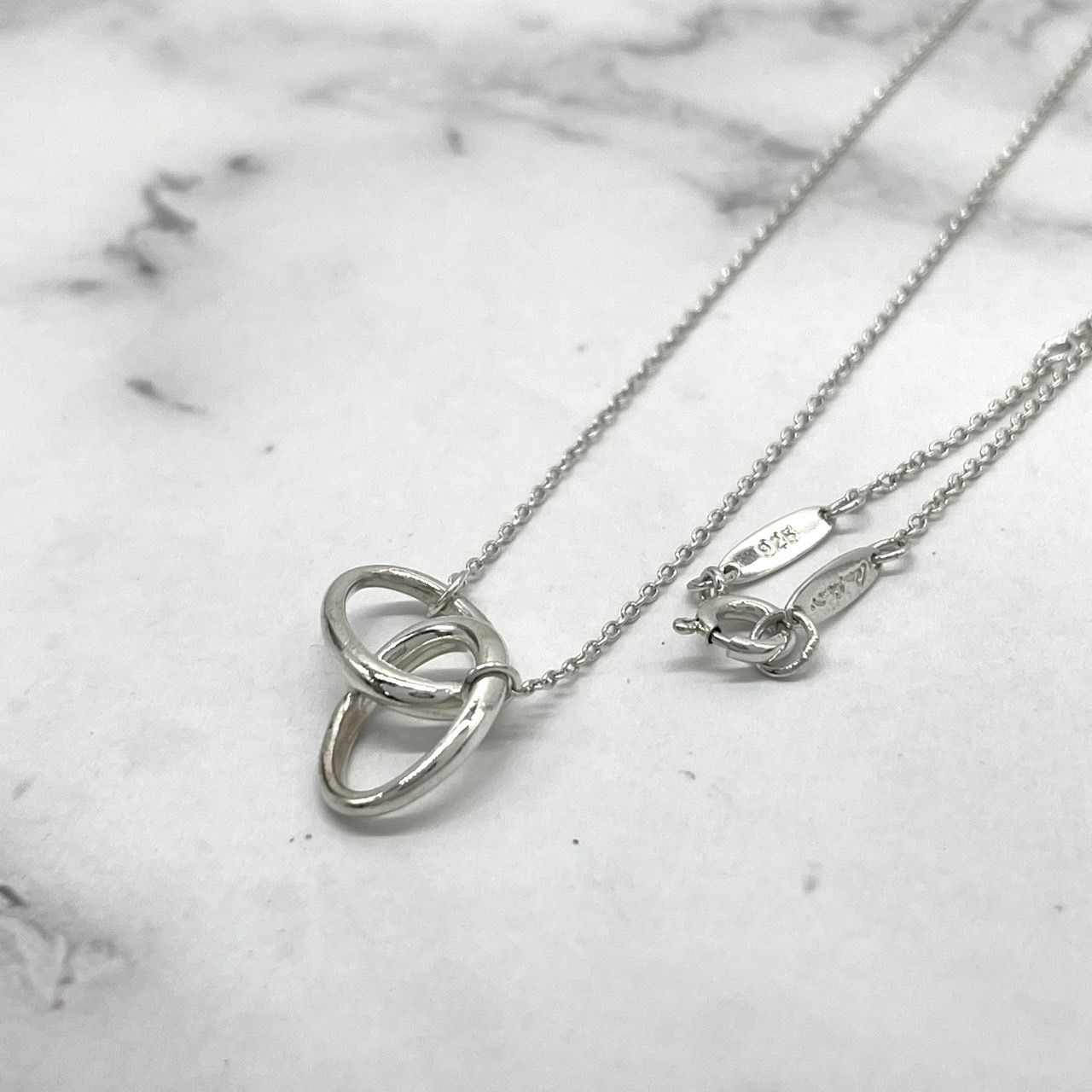 美品 ティファニー Tiffany&Co. ダブルループ ネックレス シルバー 楽天市場】美品 TIFFANY＆Co. ティファニー ダブルループ